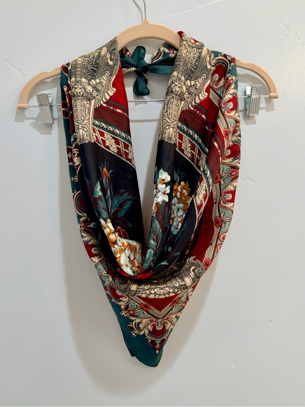 Vintage 80s Baroque Renaissance Floral Square Scarf Green Red Cream Gold Cottage - Picture 11 of 12